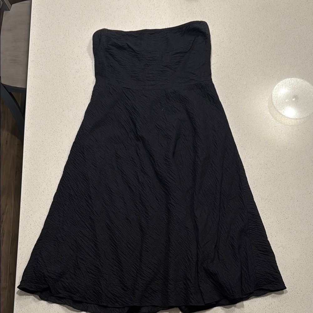 Elegant Black Strapless Dress